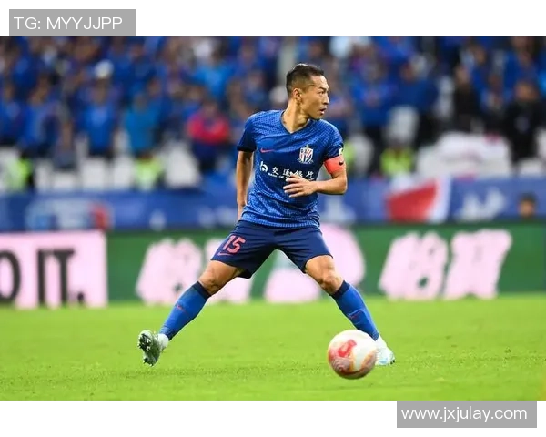 足球明星队精彩对决全明星阵容揭晓赛季最佳球员齐聚一堂